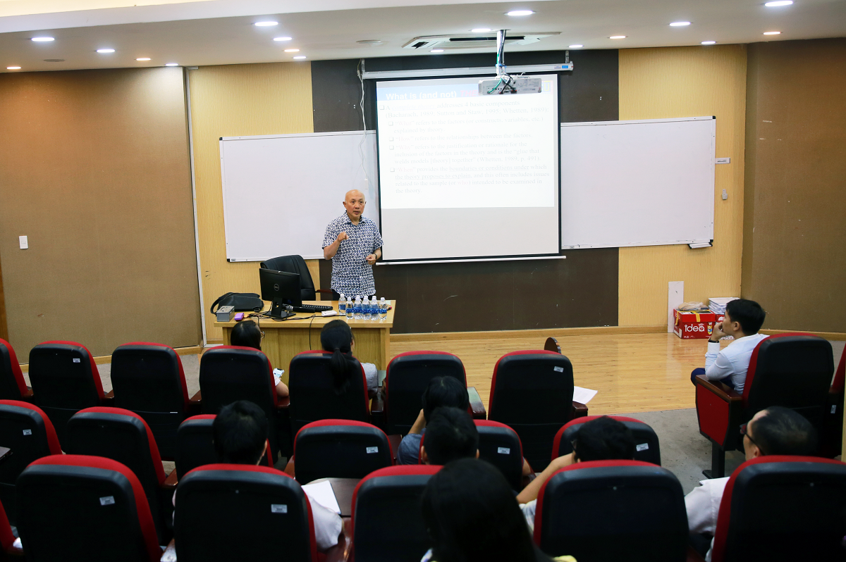 Knowledge exchange between industry and academics in Vietnam