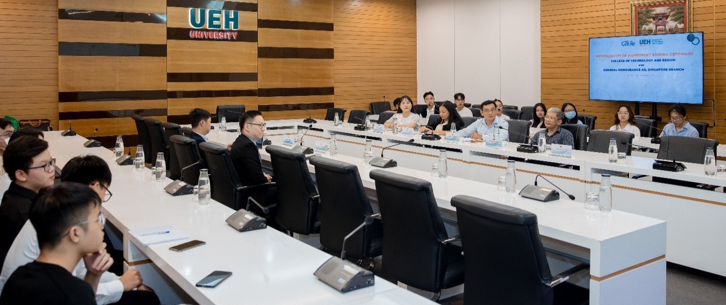 Signing ceremony of Memorandum of Association between UEH College of Technology and Design (CTD) and General Reinsurance AG Company (Gen Re), Singapore Branch

